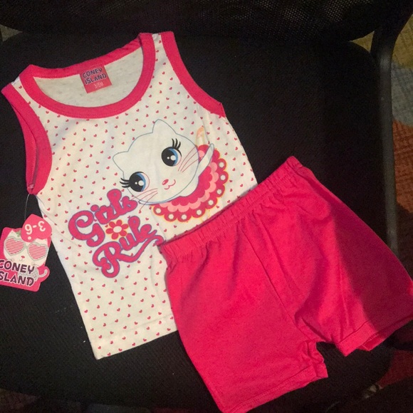 Baby girl clothes - Picture 1 of 3